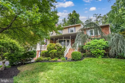 7734 Virginia Ln, Falls Church, VA 22043