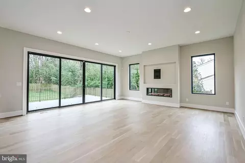 1313 Macbeth St, Mclean, VA 22102 photo 4