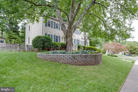7418 Jenna Rd, Springfield, VA 22153 photo 6