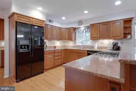 7418 Jenna Rd, Springfield, VA 22153 photo 19