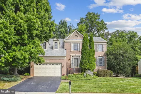 3019 Ashburton Manor Dr, Oak Hill, VA 20171