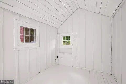 8526 Georgetown Pike, Mclean, VA 22102 photo 19
