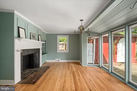 8526 Georgetown Pike, Mclean, VA 22102 photo 4