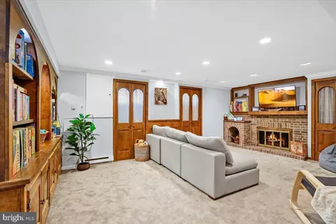 6702 Deland Ct, Springfield, VA 22152 photo 31