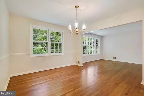 2520 Farrier Ln, Reston, VA 20191 photo 15