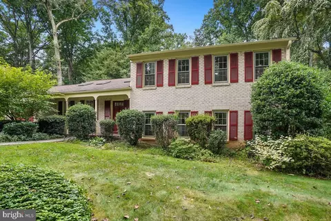 2520 Farrier Ln, Reston, VA 20191 photo 3