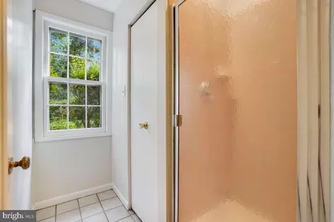 2520 Farrier Ln, Reston, VA 20191 photo 38