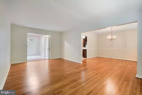 2520 Farrier Ln, Reston, VA 20191 photo 19