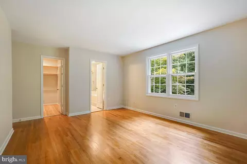 2520 Farrier Ln, Reston, VA 20191 photo 31