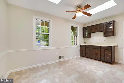 2520 Farrier Ln, Reston, VA 20191 photo 7