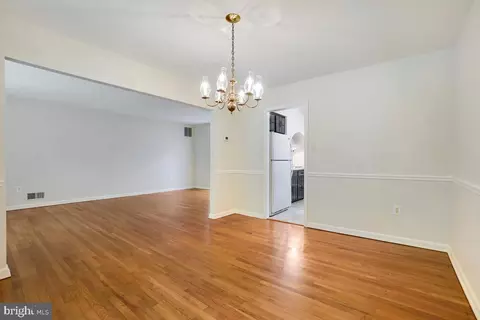 2520 Farrier Ln, Reston, VA 20191 photo 16