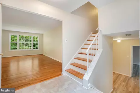 2520 Farrier Ln, Reston, VA 20191 photo 8