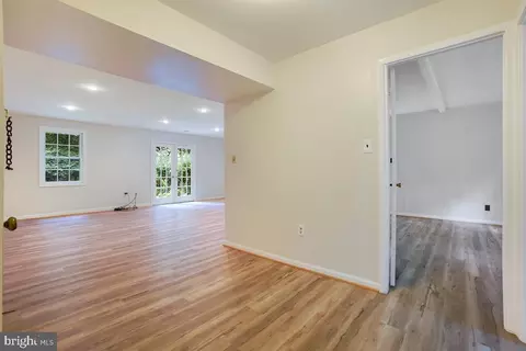 2520 Farrier Ln, Reston, VA 20191 photo 36