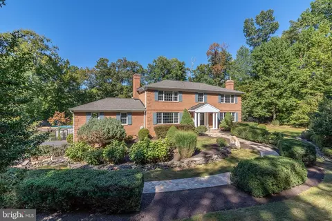 10310 Henderson Rd, Fairfax Station, VA 22039