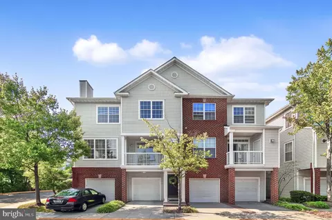 13044 Cabin Creek Rd #13044, Herndon, VA 20171