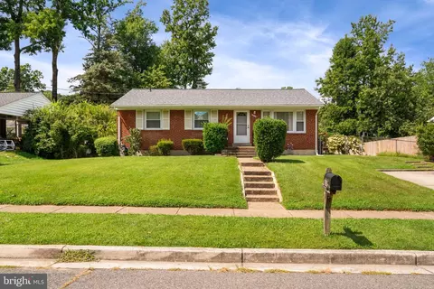 8820 Jandell Rd, Lorton, VA 22079