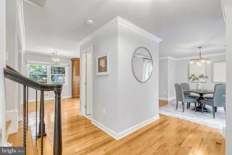 1221 Old Stable Rd, Mclean, VA 22102 photo 4