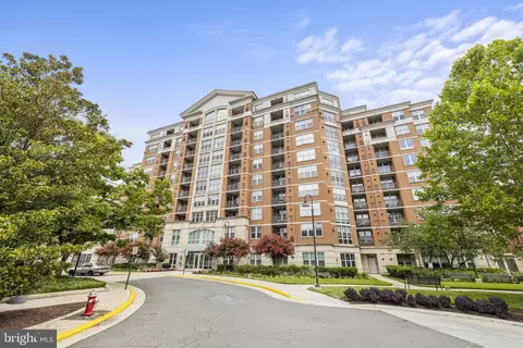 11760 Sunrise Valley Dr #216, Reston, VA 20191