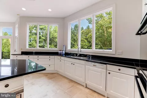 1139 Towlston Rd, Mclean, VA 22102 photo 26
