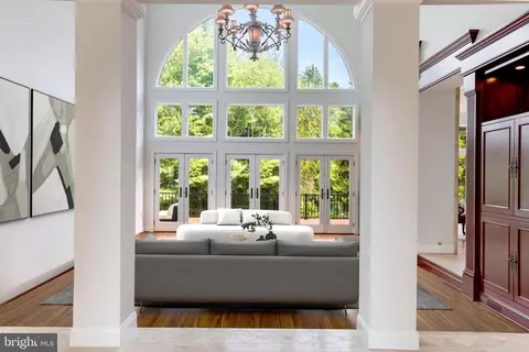 1139 Towlston Rd, Mclean, VA 22102 photo 18