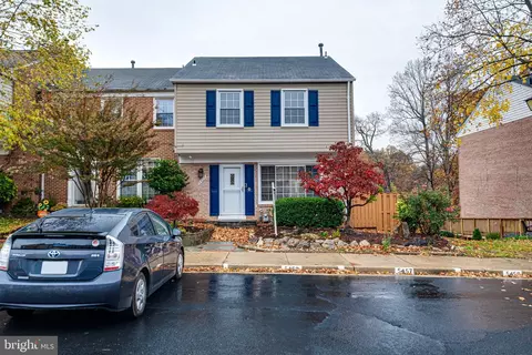 5458 Midship Ct, Burke, VA 22015