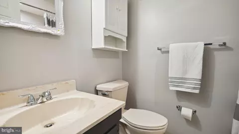 6003 Natick Ct, Burke, VA 22015 photo 23