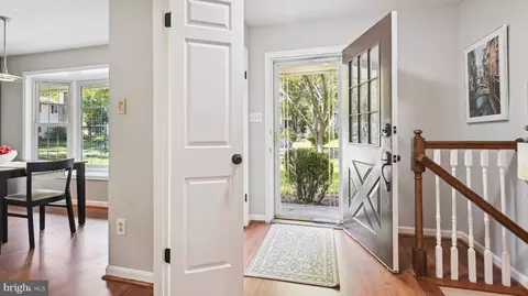 6003 Natick Ct, Burke, VA 22015 photo 8