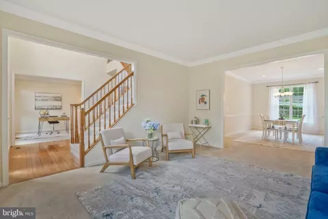 5411 Glenallen St, Springfield, VA 22151 photo 9