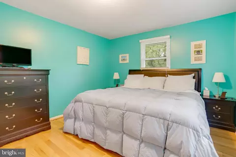 7423 Dickenson St, Springfield, VA 22150 photo 28