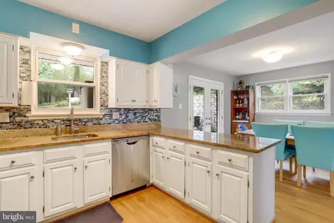 7423 Dickenson St, Springfield, VA 22150 photo 11