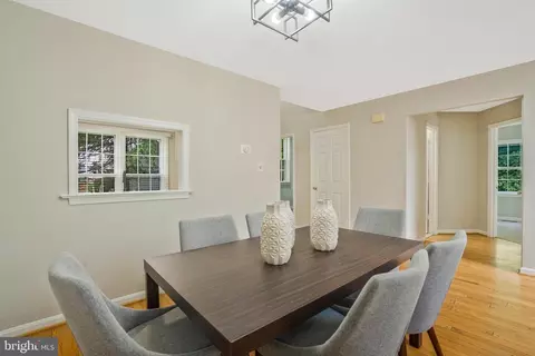 8108 Clifforest Dr, Springfield, VA 22153 photo 13