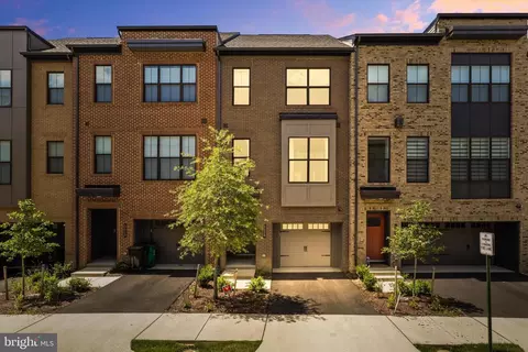 5508 Valmarana Way, Alexandria, VA 22312
