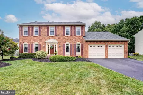 15269 Surrey House Way, Centreville, VA 20120