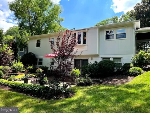 8116 Old Oaks Dr, Springfield, VA 22152 photo 43