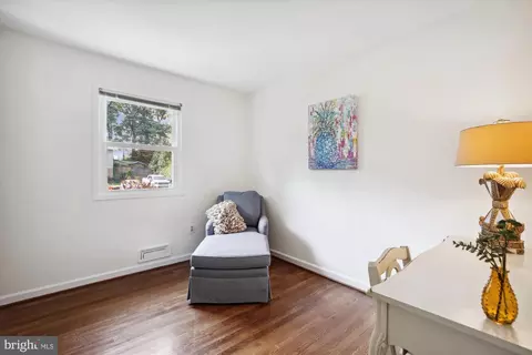 8116 Old Oaks Dr, Springfield, VA 22152 photo 27