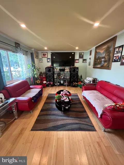 3838 Joshua Pl #B, Alexandria, VA 22309