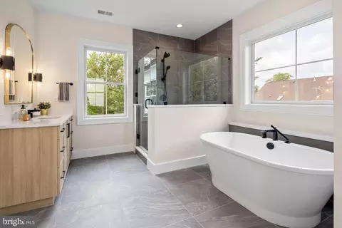 6444 Tucker Ave, Mclean, VA 22101 photo 16
