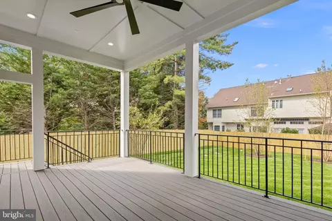 6444 Tucker Ave, Mclean, VA 22101 photo 20