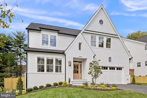 6444 Tucker Ave, Mclean, VA 22101 photo 2