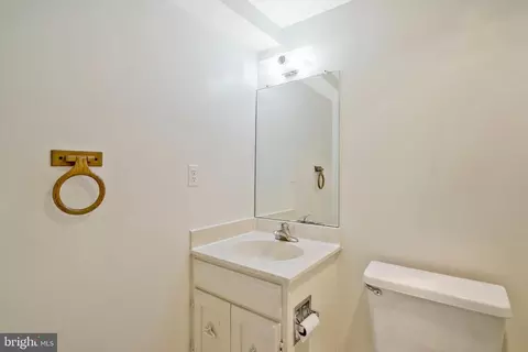7600 Tremayne Pl #102, Mclean, VA 22102 photo 17