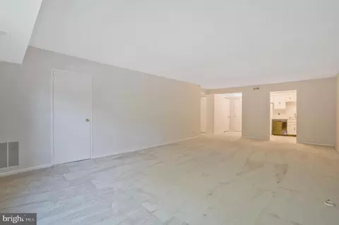 7600 Tremayne Pl #102, Mclean, VA 22102 photo 8
