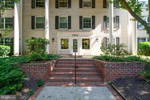 7600 Tremayne Pl #102, Mclean, VA 22102