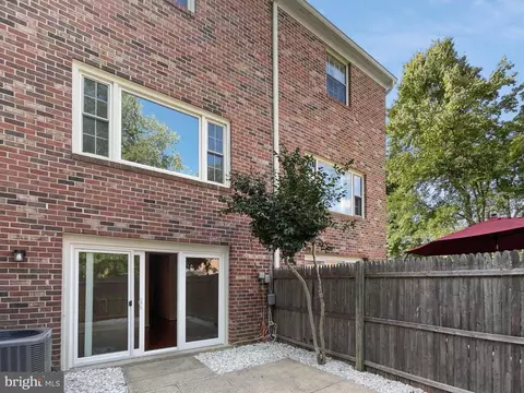 5807 Torington Dr #844, Springfield, VA 22152 photo 9