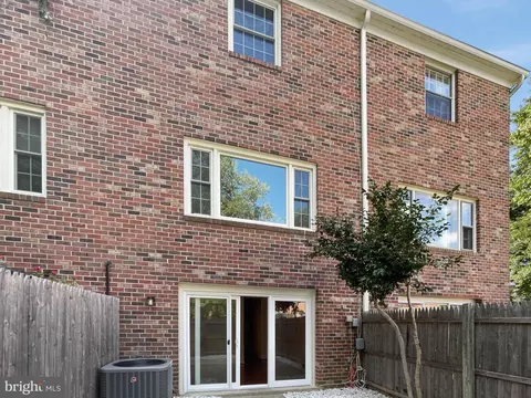 5807 Torington Dr #844, Springfield, VA 22152 photo 10