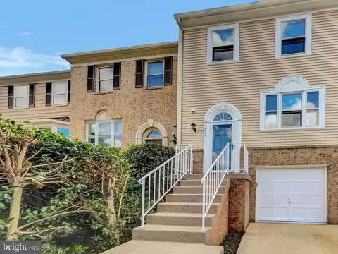 14513 Creek Branch Ct, Centreville, VA 20120