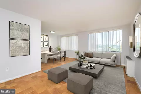 6631 Wakefield Dr #919, Alexandria, VA 22307