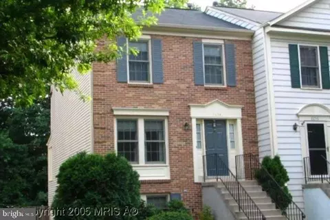 6058 Clay Spur Ct, Centreville, VA 20121