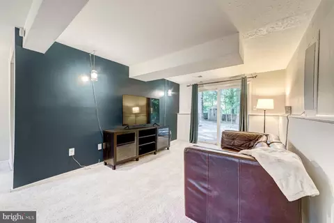 6004 Windward Dr, Burke, VA 22015 photo 5