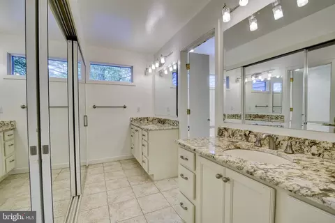 2001 Halyard Ln, Reston, VA 20191 photo 23