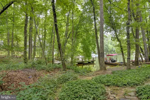 2001 Halyard Ln, Reston, VA 20191 photo 8